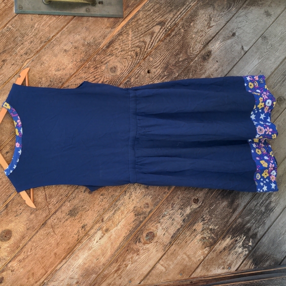 Modcloth Dress bright navy lined floral accents Medium - Picture 9 of 10